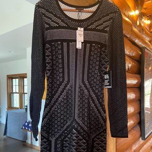 NWT Knit Express fitted long-sleeved dress